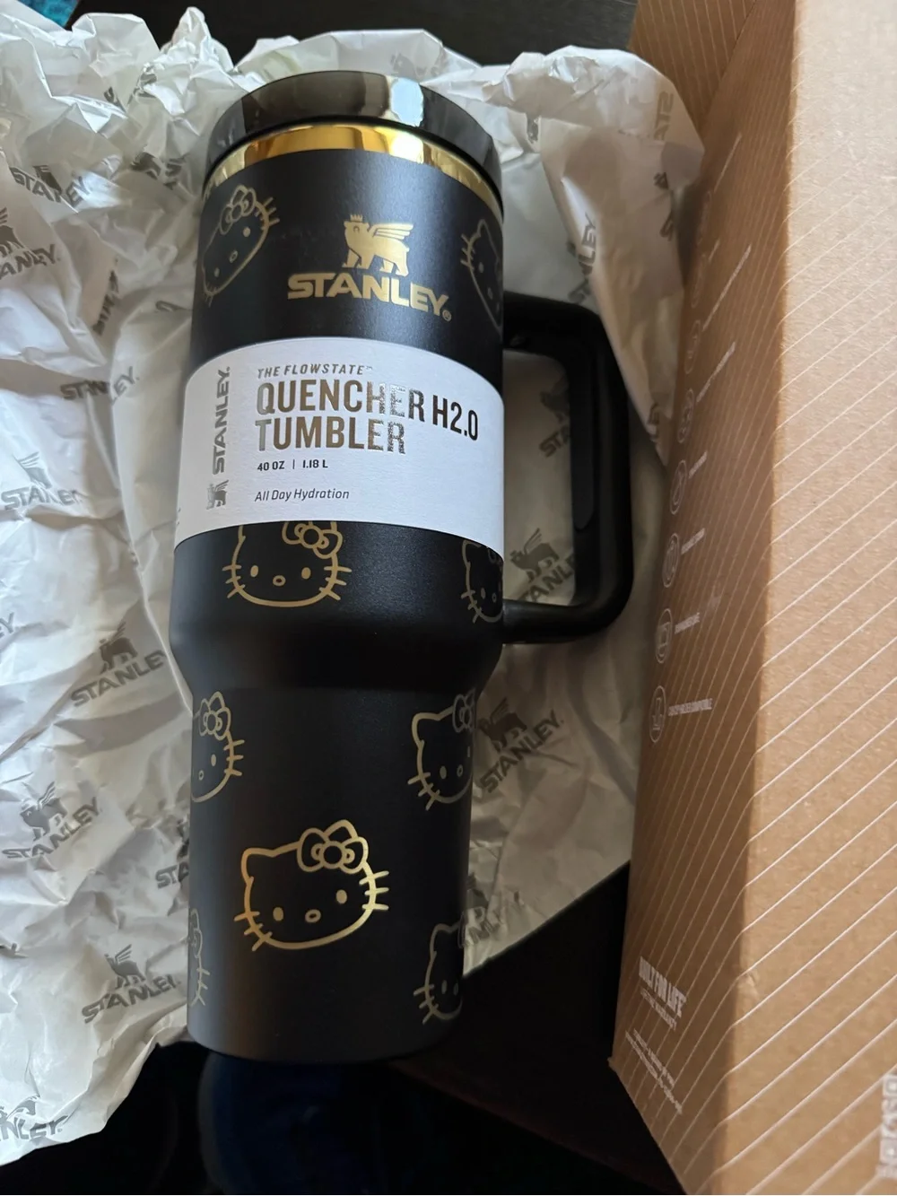 Stanley x Hello Kitty Limited Edition 40oz Tumbler, Black & Gold - Picture 3 of 5